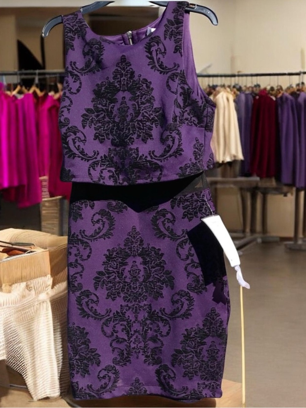 B Darlin ✨HP✨ Velvet Print Popover